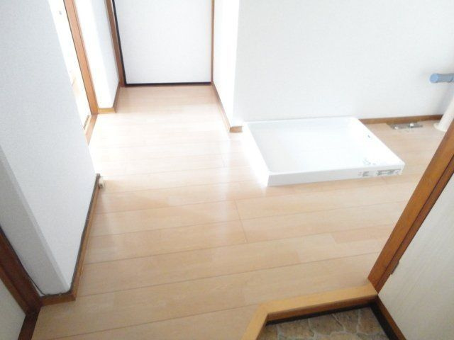 栄田マンションの玄関