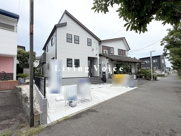 【仲介手数料０円】藤沢市遠藤　新築一戸建ての画像