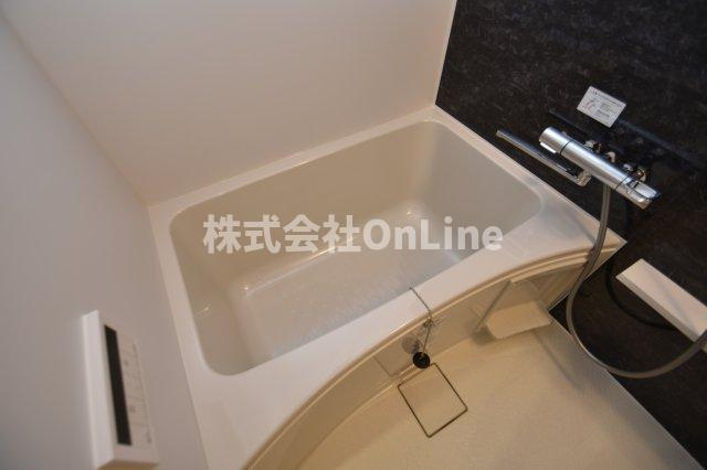 クレスト高安の浴室