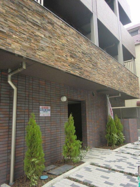 フェニックス武蔵関クアトロのエントランス