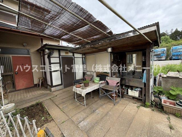 七栄　中古戸建のエントランス