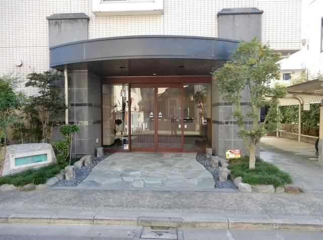 日神デュオステージ川越新富町のエントランス