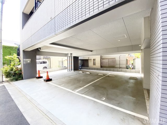 スパシエ新板橋の駐車場|駐車場です☆