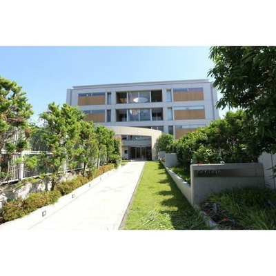 【外観】 | ガーデン杉並方南 | 鉄筋コンクリート造のがっちりとした建物。