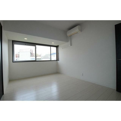 【寝室】 | ガーデン杉並方南 | きれいなフローリング。