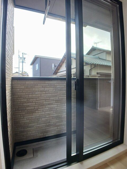 ヒカルサ焼津塩津ウエストのバルコニー