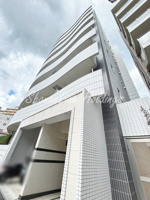 藤沢市鵠沼花沢町の賃貸マンションの外観