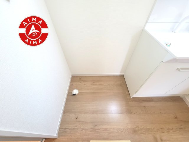 春日市弥生2丁目第2-2棟(5号棟)のランドリースペース|ランドリースペースとなります。広々して有効的にご使用できます。