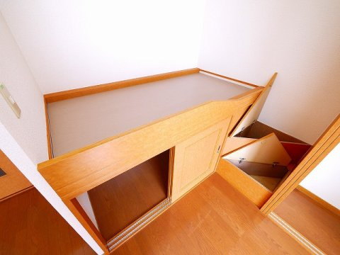 レオパレスＢｏｎｎｅ　ｊｏｕｒｎｅｅの設備|ベッドが付いてます