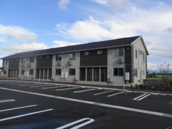 Ｄ－ｒｏｏｍ小矢部　D棟の外観