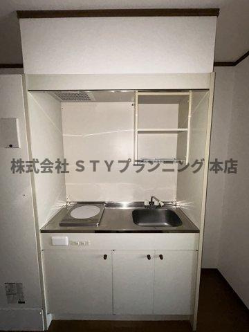 仲介手数料0円！	EARTHY　VILLAGEのキッチン