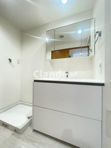 セザール谷塚の独立洗面台|ドキドキの新生活も、安心してスタート。ぴったりの住まいを見つけませんか？クランディアが一緒に住まい選びをサポートします‼　まずは、お気軽にお問合せください　＃クランディア