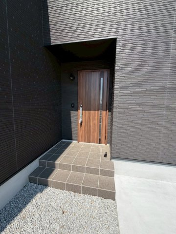 多度津町三井新築戸建　ルミナスガーデン多度津①のエントランス