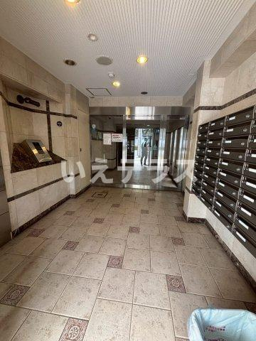 プレサンス神戸裁判所前のロビー