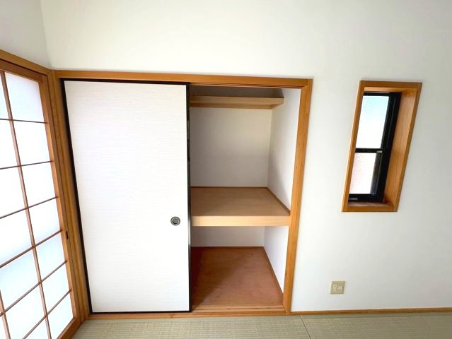 北貴望ヶ丘戸建の収納