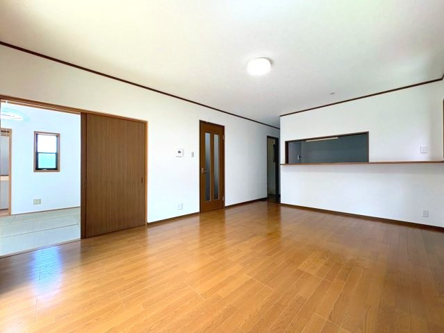 北貴望ヶ丘戸建の居間・リビング