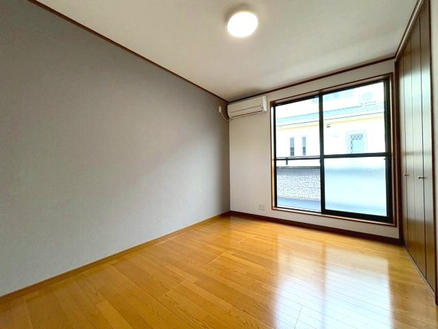 北貴望ヶ丘戸建の洋室