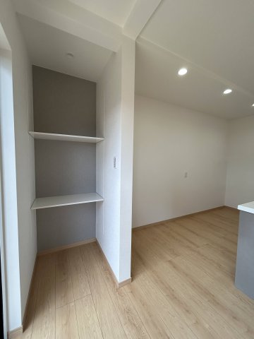 上之町二丁目　再生住宅の収納
