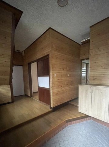 【玄関】 | 小千谷市船岡2丁目　リフォーム　4DK