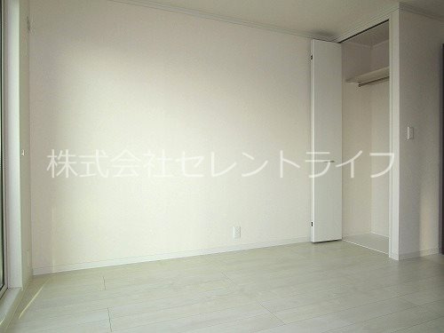 リレア学園の森の寝室