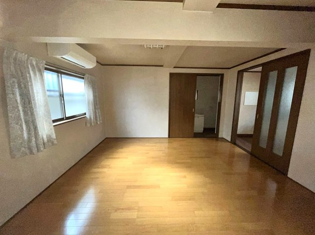 北田住宅の居間・リビング
