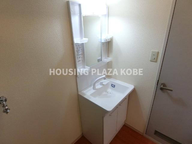 関守ハイツの洗面所|新品洗面化粧台