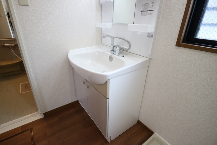 クレールタウン立花Bの洗面所