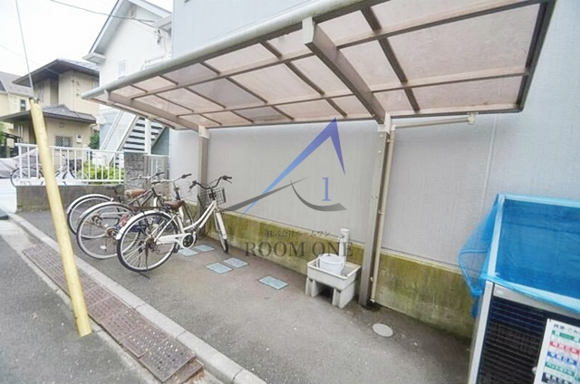 フォトン尾山台のその他共用部分|駐輪スペースです。