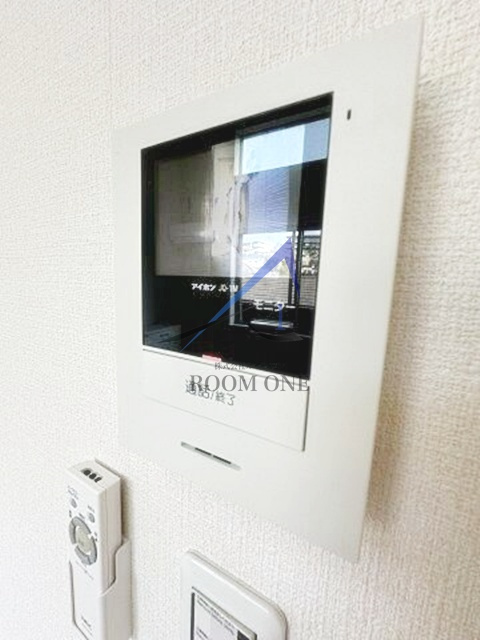 グランドテラス南太田のセキュリティ|モニター付きインターホンです。