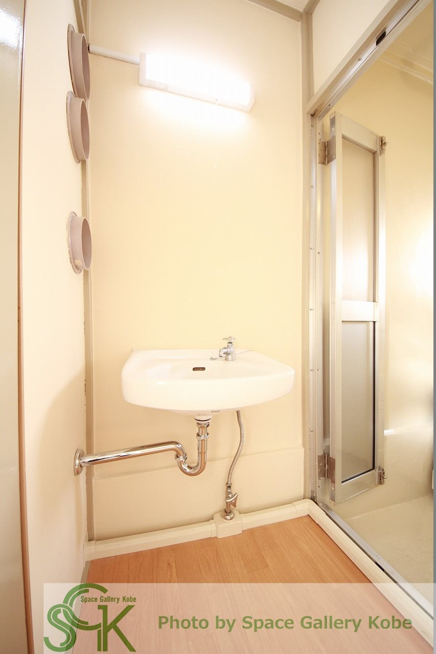 伊川谷住宅の洗面所|※お部屋により仕様が異なる場合があります。