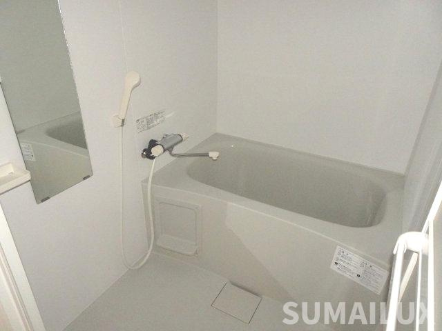 熊本市中央区出水６丁目の賃貸マンションの浴室