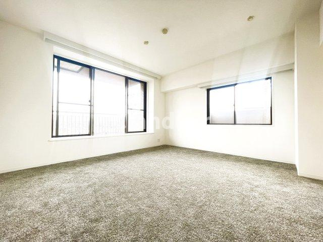 302の洋室|ドキドキの新生活も、安心してスタート。ぴったりの住まいを見つけませんか？クランディアが一緒に住まい選びをサポートします‼　まずは、お気軽にお問合せください　＃クランディア