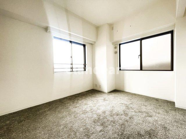 302の洋室|ドキドキの新生活も、安心してスタート。ぴったりの住まいを見つけませんか？クランディアが一緒に住まい選びをサポートします‼　まずは、お気軽にお問合せください　＃クランディア