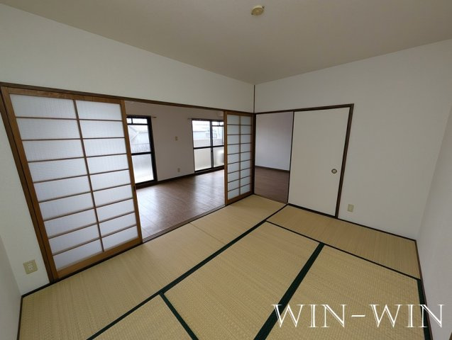 リヴァージュ北島の和室