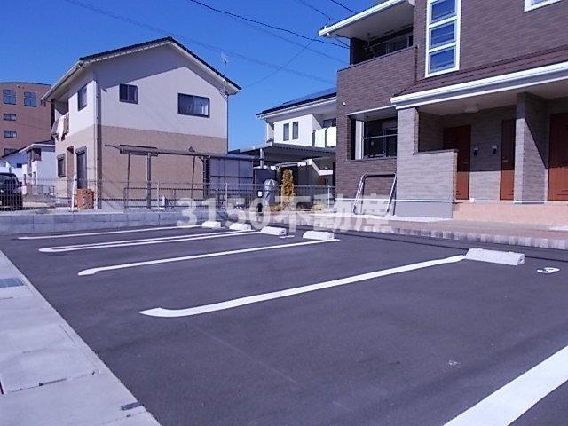 ノーブル　グラス　Ⅰの駐車場|駐車場完備です