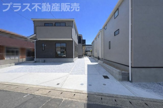 【外観】 | 現地写真。同じ物件を見るなら、プラス不動産販売にお任せ下さい。