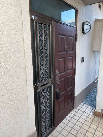 金光町占見貸戸建ての玄関