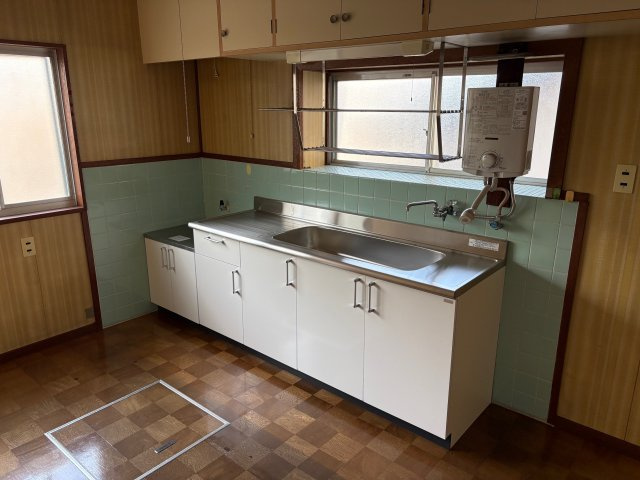 金光町占見貸戸建てのキッチン