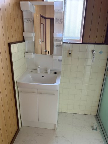 金光町占見貸戸建ての洗面所