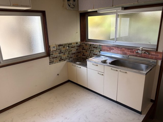 田頭貸戸建てのキッチン