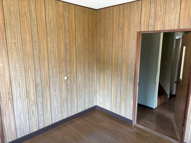 田頭貸戸建ての洋室