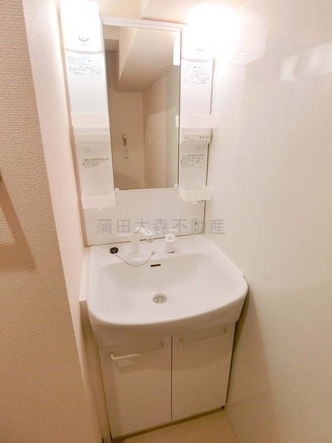 アクイール・セイザンの洗面所|独立洗面台