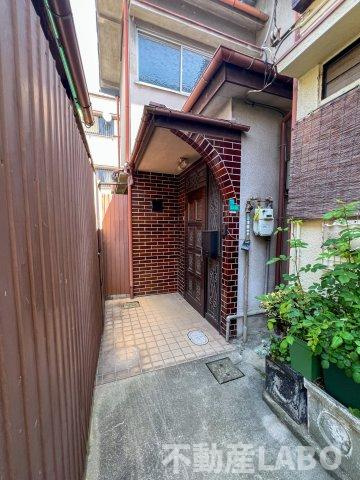 阿倍野区帝塚山１丁目のエントランス