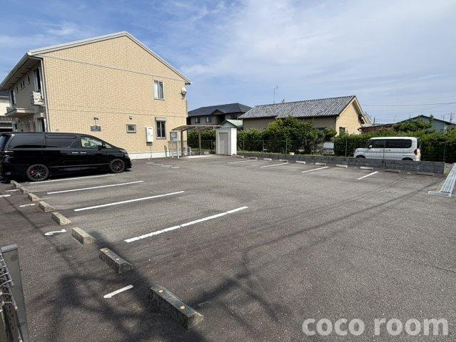 カリーナの駐車場