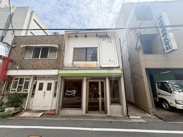 西橋詰町の前面道路含む現地写真