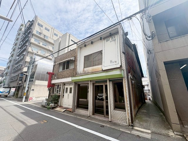 西橋詰町の前面道路含む現地写真