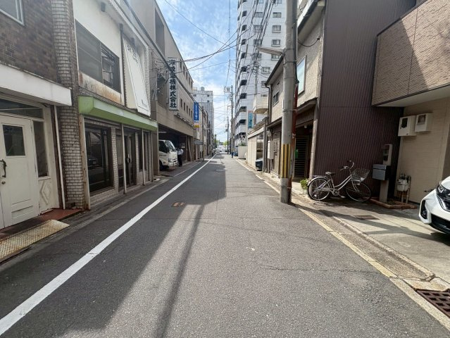 西橋詰町の前面道路含む現地写真