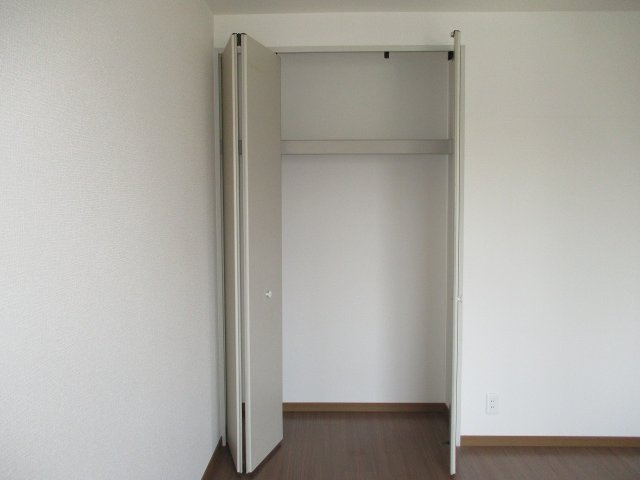エクセレント西明石Ａ棟の収納