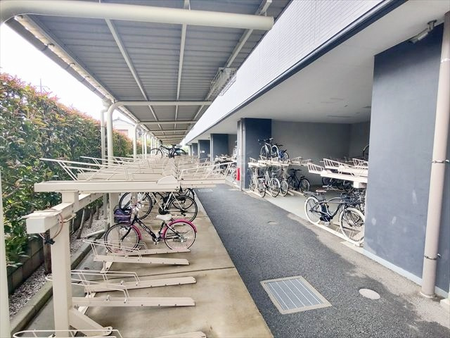 【駐輪場】の画像