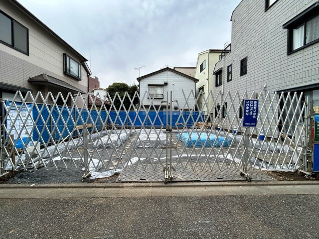 三鷹市下連雀６丁目の賃貸マンションの外観